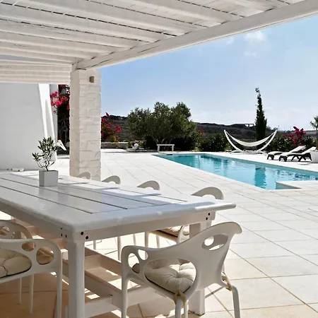 Full Moon Villa